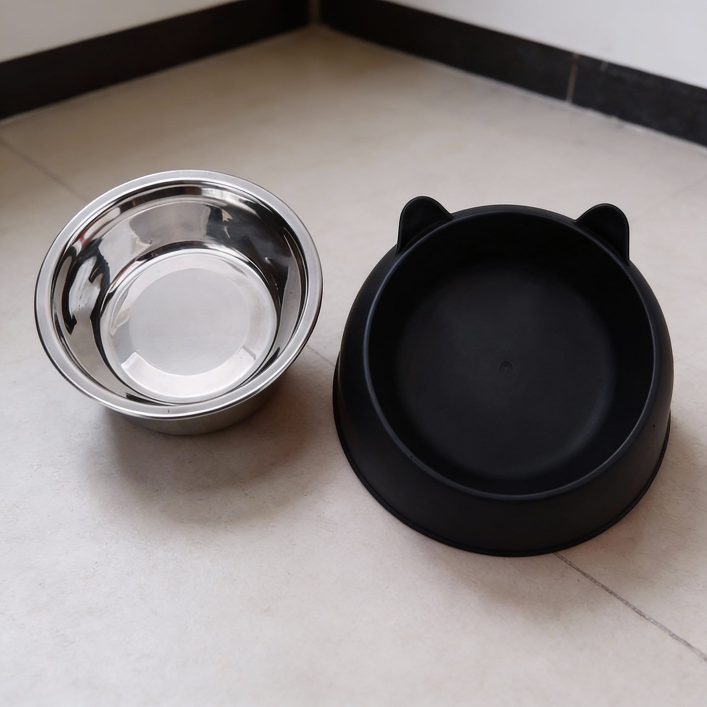 Comedouro com Orelhinha