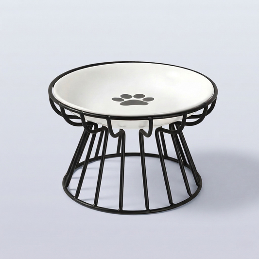 comedouro gatos fundo neutro 