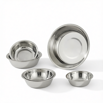 Vários tamanhos de comedouros inox para gatos 
