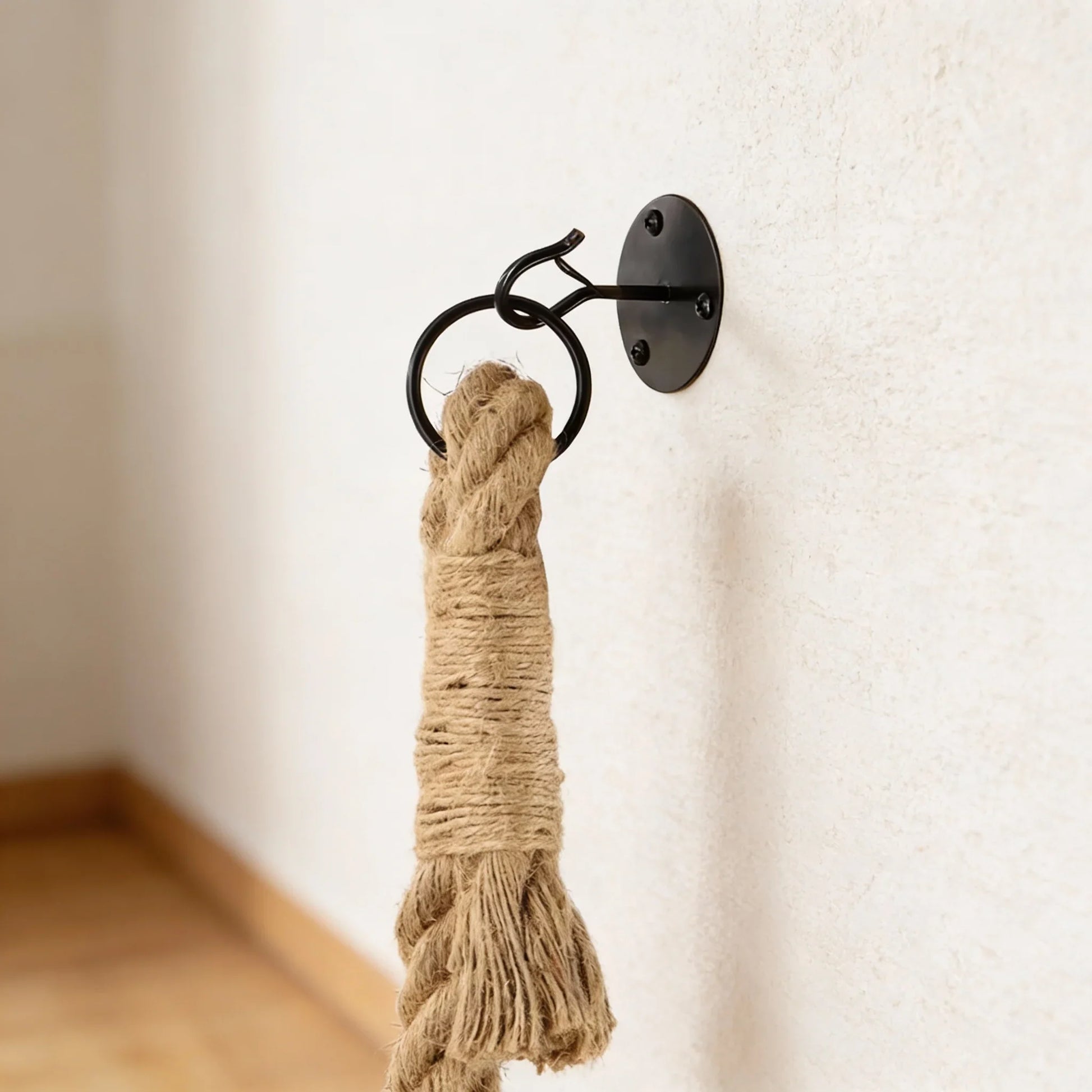 corda para gatos instalada na parede

