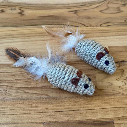 Ratos para gatos feitos de sisal fofinhos